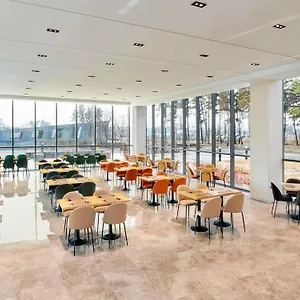 Ibis Styles Ambassador Airport T2 酒店